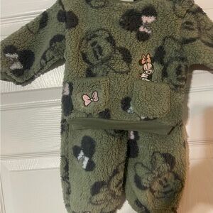 Disney Green and Black Kids Matching Set